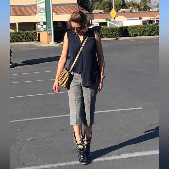 T3 - Selé wool capri shorts - Picture 4 of 11